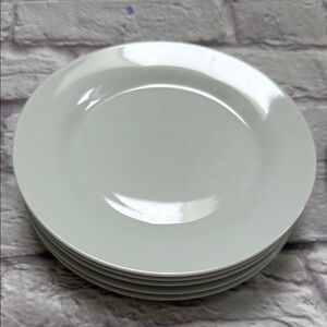 Pottery Barn Classic White Dinner Plate Set